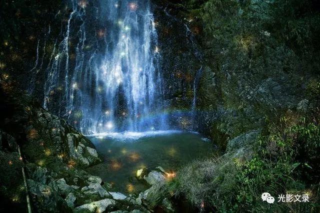 探索知识星球平台,加入求助汽车大神。这是保时捷哪个型号?星球